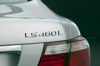 Lexus LS 460 -  
