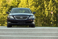 Lexus LS 460 -   
