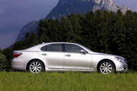       -   Lexus LS 460
