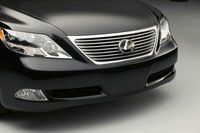    Lexus LS 600H L
