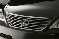   Lexus LS 600H L
