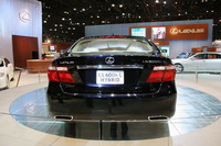       Lexus LS 600H L
