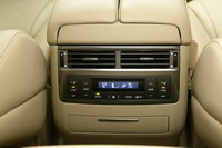 Lexus LX 570 -  -
