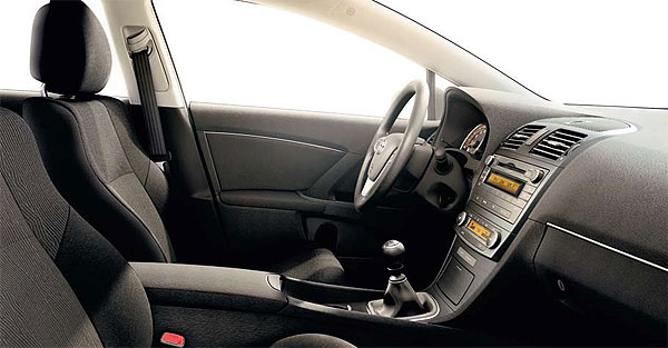  Toyota Avensis  
