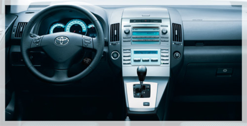 Комплектация Toyota Corolla Verso Sol