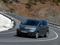    Toyota Corolla Verso
