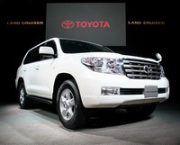 Toyota Land Cruiser 200 -  
