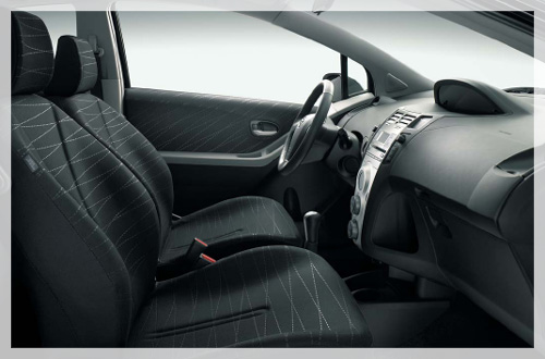 Toyota Yaris в комплектации Sol